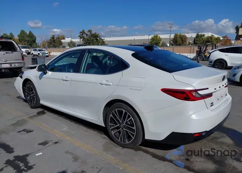 2025 Toyota Camry Xle из США, поврежденный, VIN 4T1DBADK0SU511499